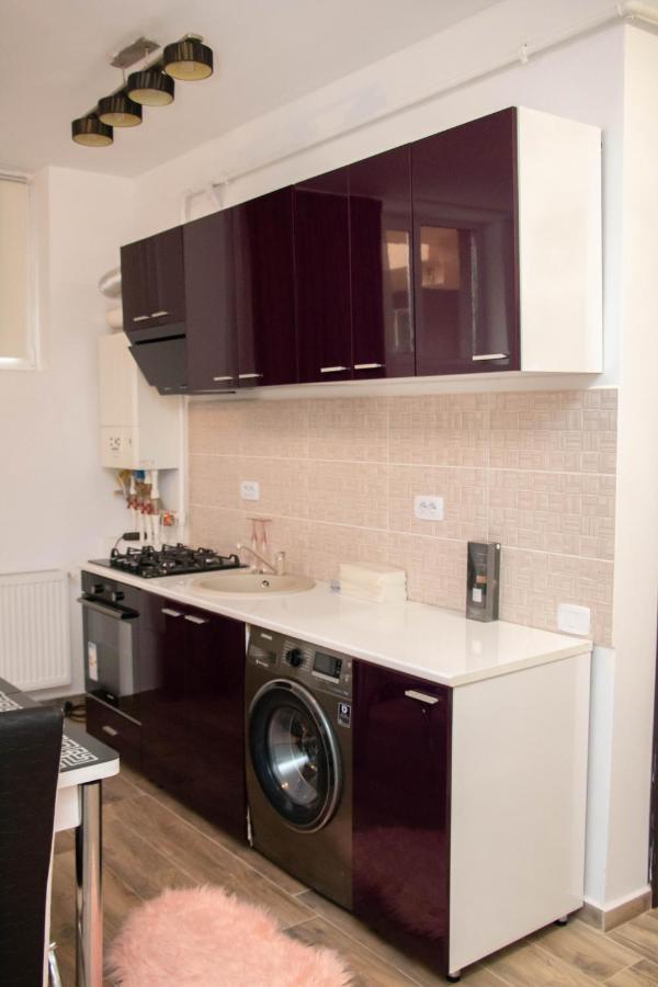Apartament Capitala Militari Rosu Ngoại thất bức ảnh
