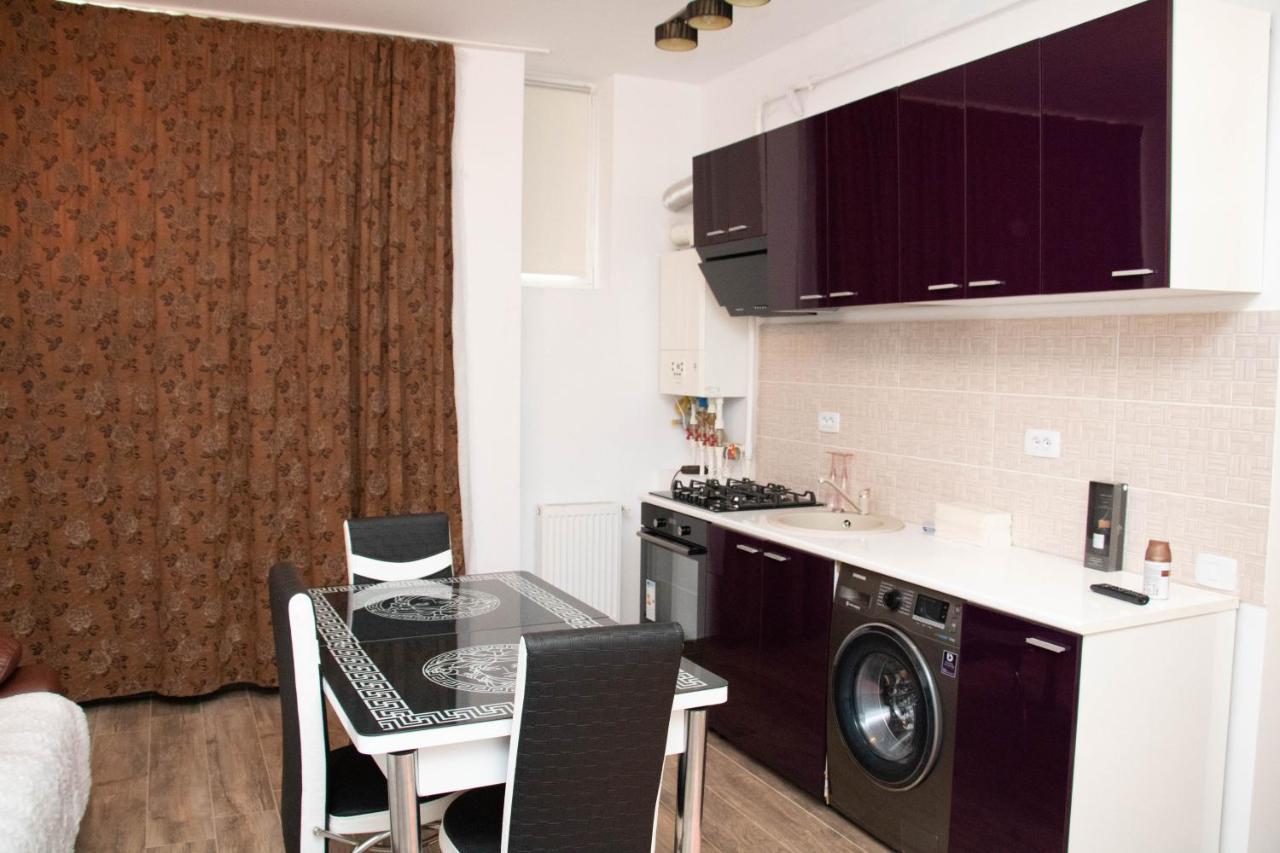 Apartament Capitala Militari Rosu Ngoại thất bức ảnh
