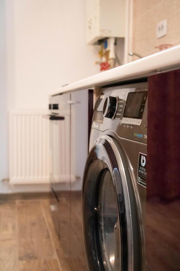 Apartament Capitala Militari Rosu Ngoại thất bức ảnh
